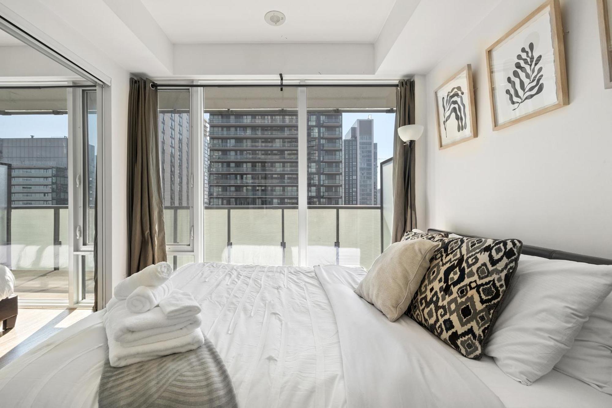 Trendy 1Bedroom Downtown Toronto Condo Ngoại thất bức ảnh