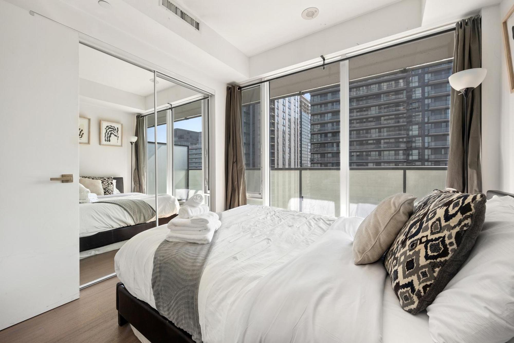 Trendy 1Bedroom Downtown Toronto Condo Ngoại thất bức ảnh